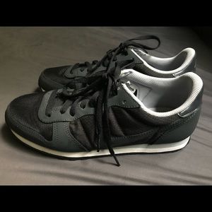 Nike casual sneakers